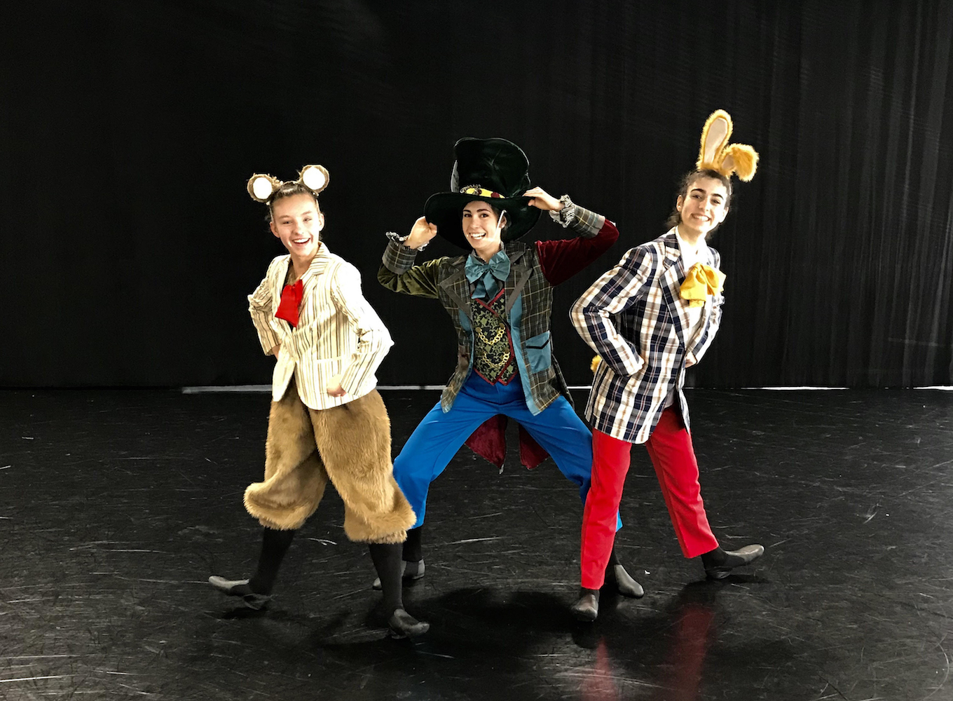 Gallery 4 - Sophie Heberlein as Dormouse, Annebeth Heller as Mad Hatter, Pardiss Kaviani as March Hare