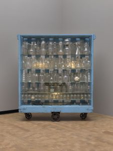 “Le Défi” (1994) by Louise Bourgeois is said to symbolize the artist’s archived memories.