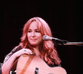 Singer-Songwriter Gretchen Peters in Concert