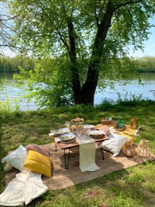 Pop Up Styled Picnics at Historic White's Ferry
